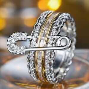 Safety Pin Ring C1004